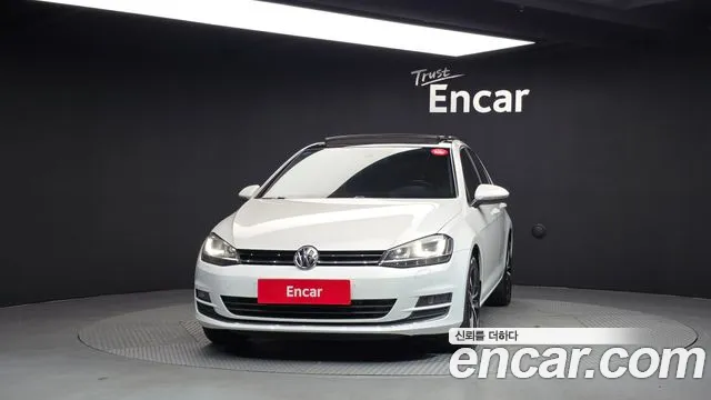 Volkswagen Golf Sportsvan 2016 thumb 3