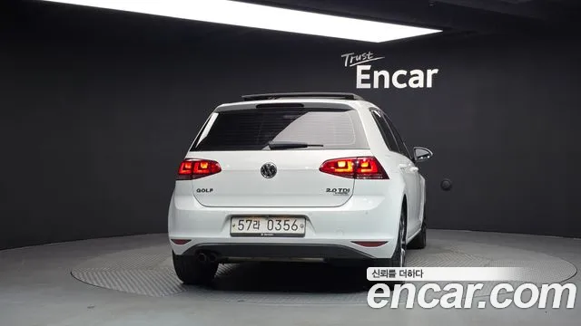 Volkswagen Golf Sportsvan 2016 thumb 4