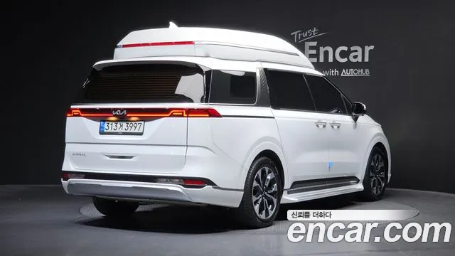 Kia Carnival 2022 thumb 2