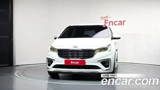 Kia Carnival 2018 thumb 3