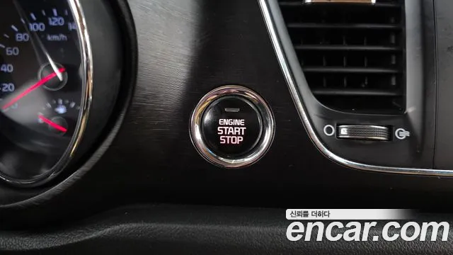 Kia Carnival 2018 thumb 10
