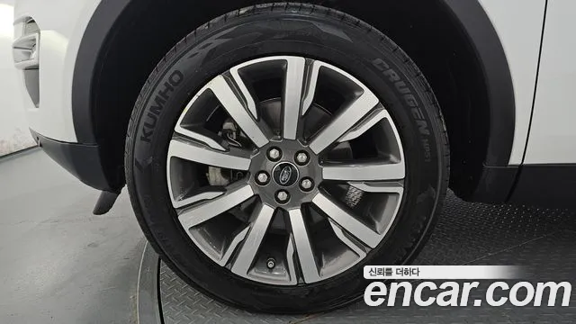 Land Rover Discovery Sport 2016 thumb 5