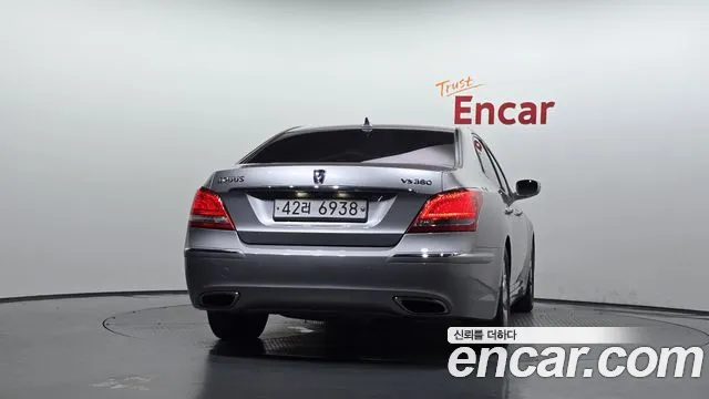 Hyundai Equus 2011 thumb 4