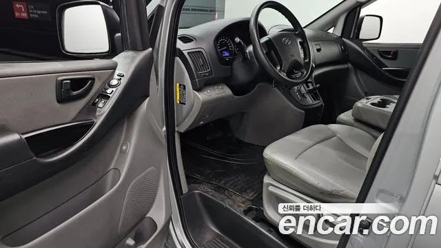 Hyundai Starex 2019 thumb 10