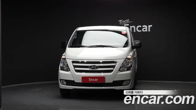 Hyundai Starex 2017 thumb 3