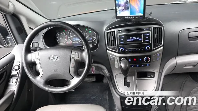 Hyundai Starex 2017 thumb 7