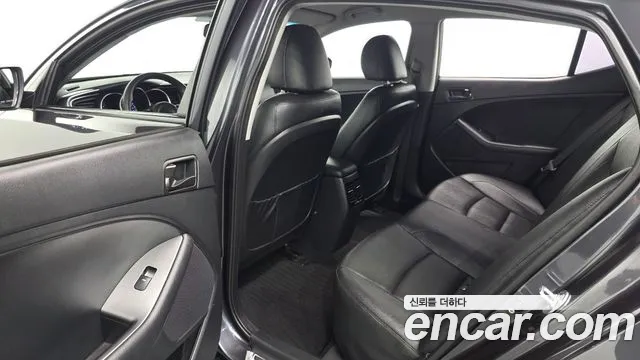 Kia K5 2015 thumb 11