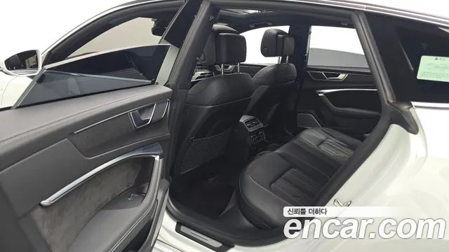 Audi A7 2021 thumb 11