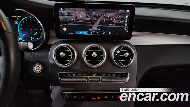 Mercedes-Benz GLC 2021 thumb 12