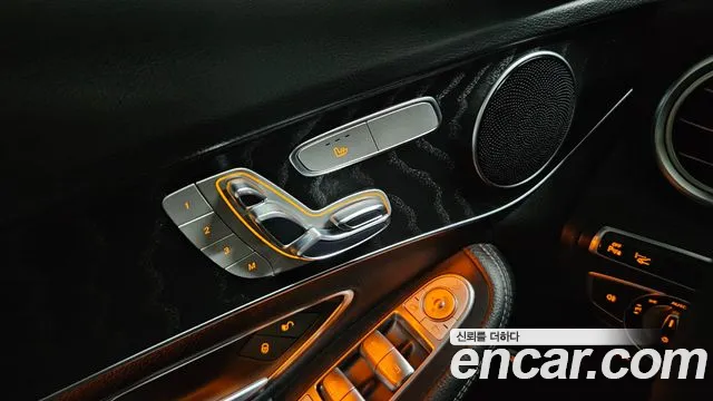 Mercedes-Benz C-Класс 2016 thumb 10