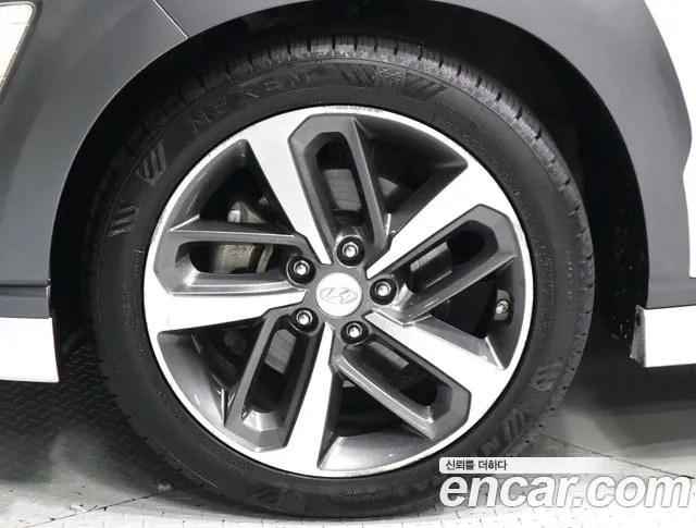 Hyundai Kona 2017 thumb 5