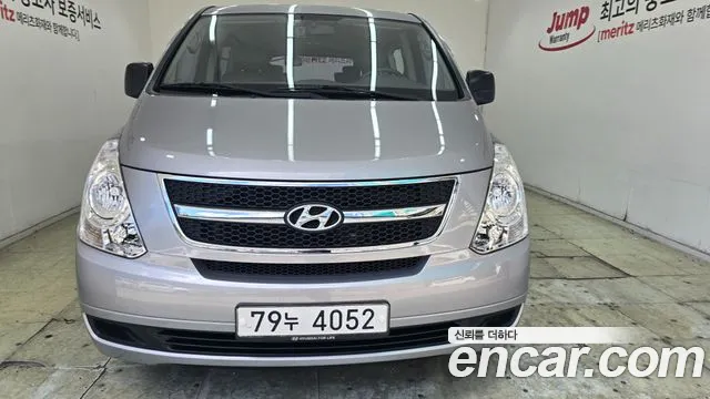 Hyundai Starex 2011 thumb 2