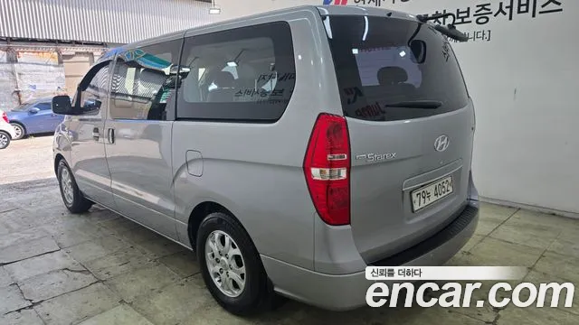 Hyundai Starex 2011 thumb 6
