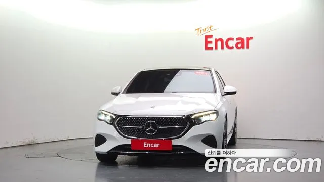 Mercedes-Benz E-Класс 2025 thumb 2