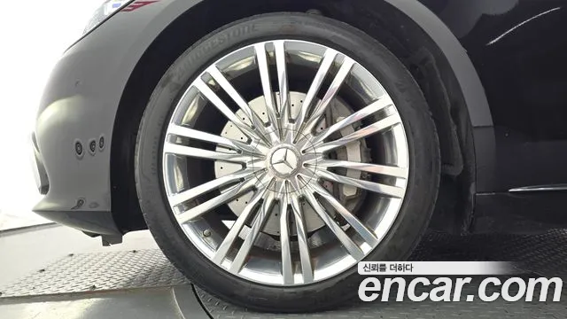 Mercedes-Benz S-Класс 2023 thumb 5
