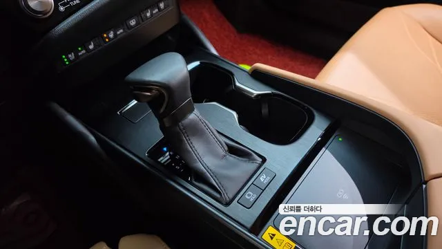 Lexus ES 2023 thumb 9