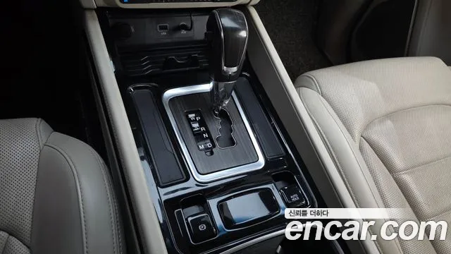 KG_Mobility_Ssangyong Rexton 2017 thumb 9