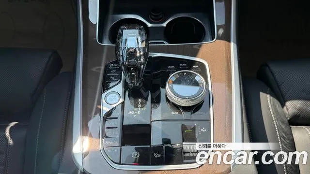 BMW X5 2023 thumb 9