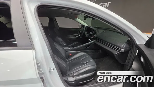 Hyundai Avante 2020 thumb 10