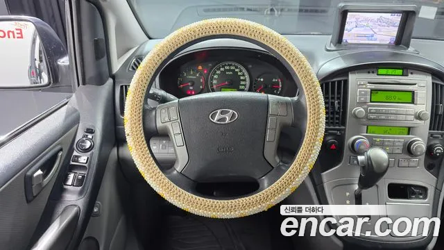 Hyundai Starex 2013 thumb 12