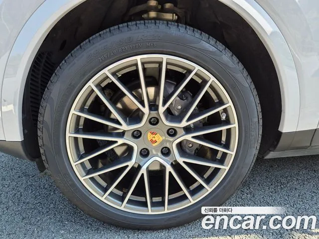 Porsche Cayenne 2020 thumb 5