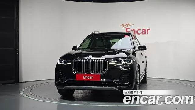 BMW X7 2021 thumb 3