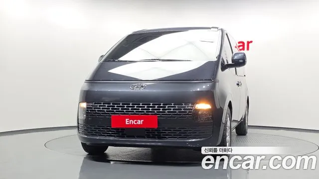 Hyundai Staria 2022 thumb 2