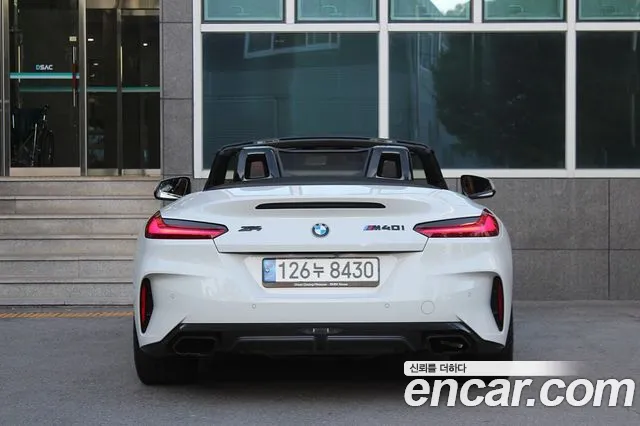 BMW Z4 2023 thumb 4