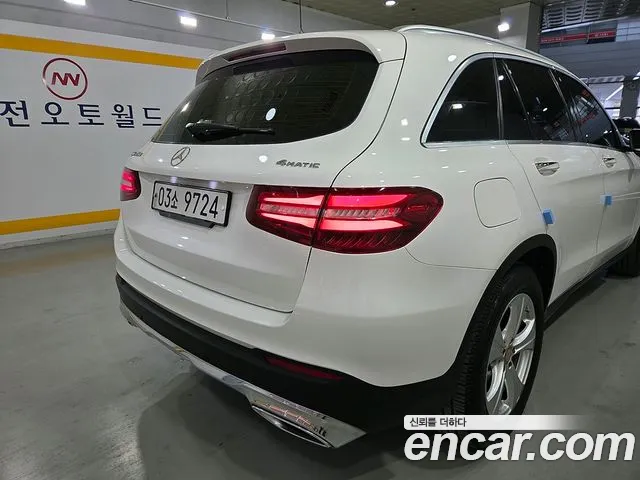 Mercedes-Benz GLC 2017 thumb 5