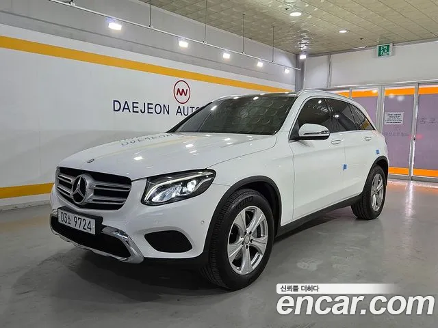 Mercedes-Benz GLC 2017 thumb 12