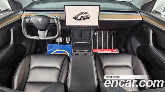 Tesla Model Y 2023 thumb 7