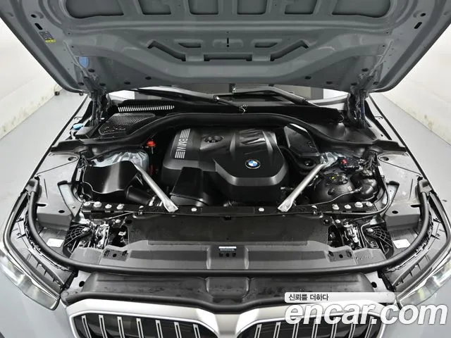 BMW 5-Series 2026 thumb 6