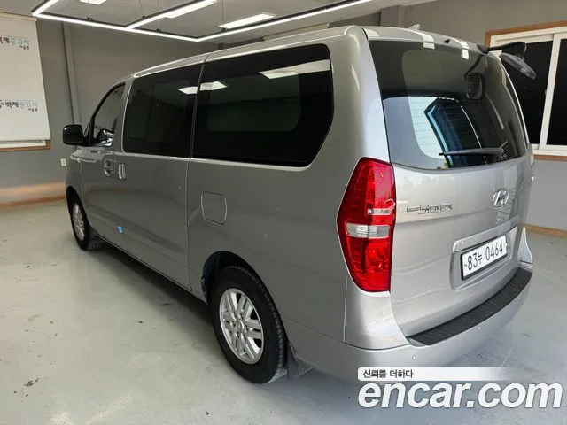 Hyundai Starex 2018 thumb 2