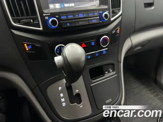 Hyundai Starex 2018 thumb 9