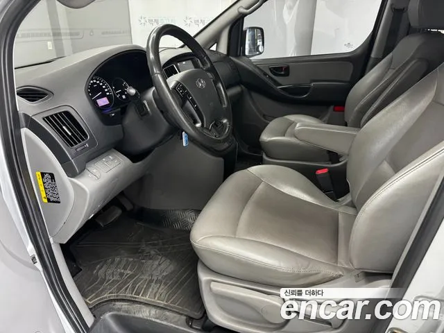 Hyundai Starex 2018 thumb 10