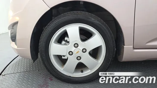 ChevroletGMDaewoo Spark 2012 thumb 5
