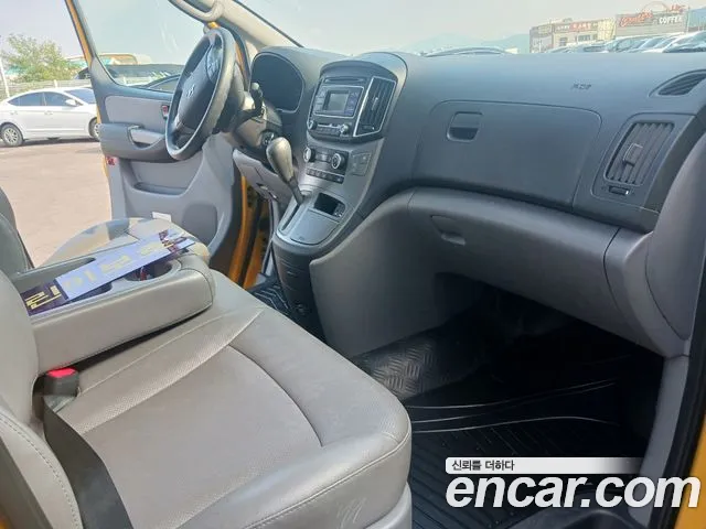 Hyundai Starex 2017 thumb 7