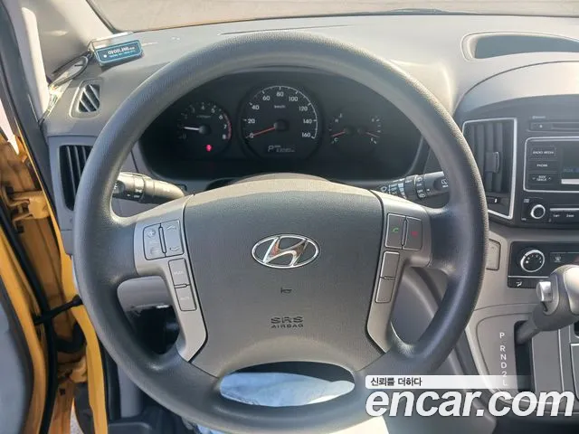 Hyundai Starex 2017 thumb 12