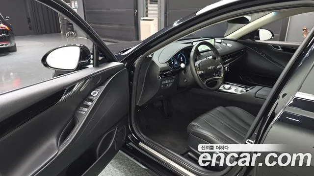Genesis G80 2023 thumb 10
