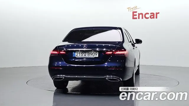 Mercedes-Benz E-Класс 2021 thumb 4