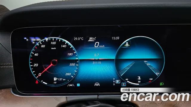 Mercedes-Benz E-Класс 2021 thumb 8