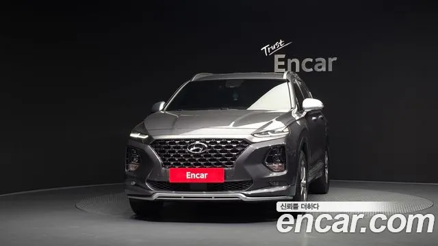 Hyundai Santa Fe 2018 thumb 3