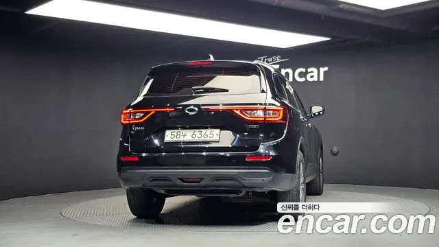 Renault-KoreaSamsung Koleos 2017 thumb 4
