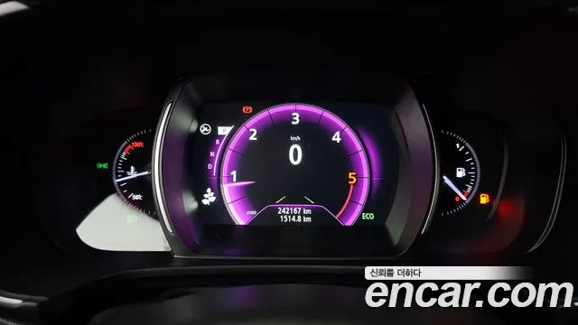 Renault-KoreaSamsung Koleos 2017 thumb 8