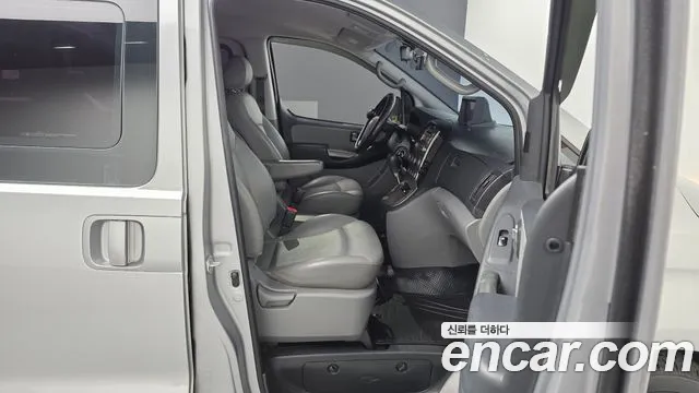 Hyundai Starex 2012 thumb 12