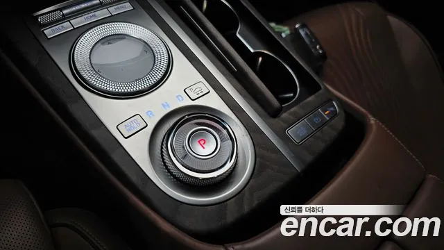Genesis G80 2021 thumb 9