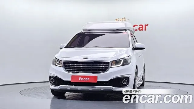 Kia Carnival 2017 thumb 3
