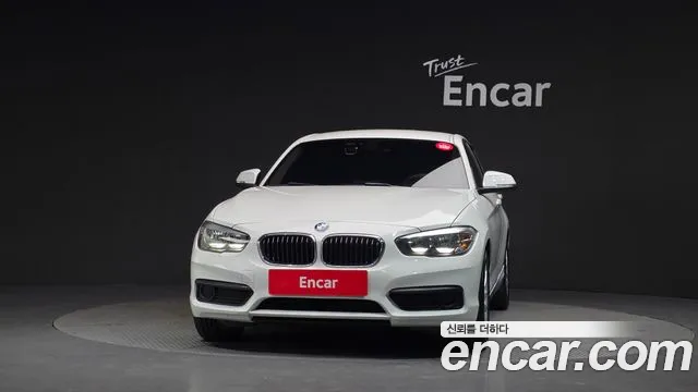BMW 1-Series 2018 thumb 3