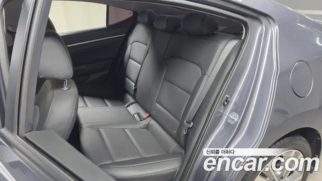 Hyundai Avante 2018 thumb 11