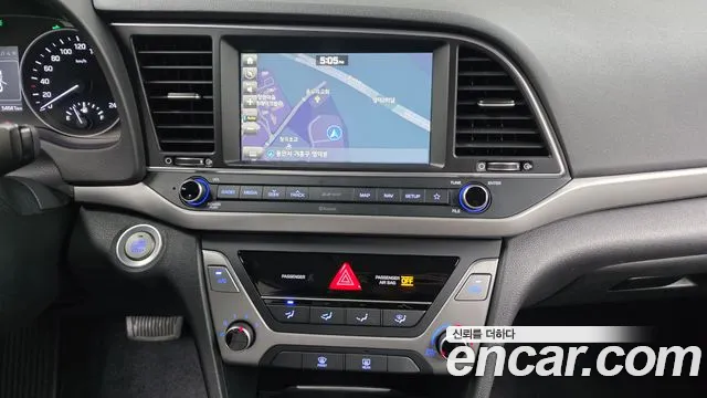 Hyundai Avante 2018 thumb 12